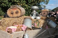 Oktoberfest und Trachtenumzug in Insul mit Musik und viel Gaudi