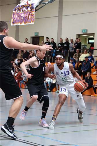 Kamani Morris erzielte 19 Punkte gegen Leverkusen.