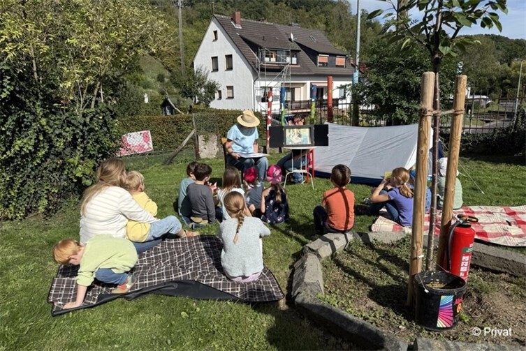 Kamishibai „Wie Findus zu Pettersson kam“