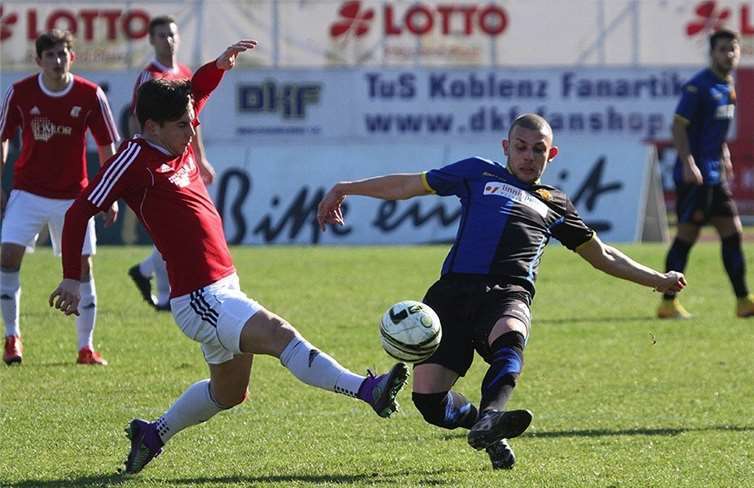 Kampf und Einsatz stimmten beim Auftakt der TuS Koblenz nach der Winterpause. Mit 4:1 wurden die Gäste vom FSV Jägersburg deutlich geschlagen. TH