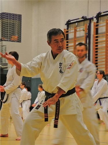 Kampfkunst-Großmeister Tamayose Hidemi. privat