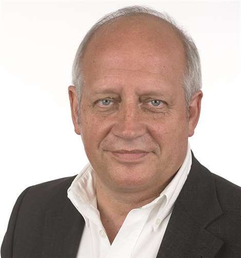 Kandidat Paul Lägel.privat