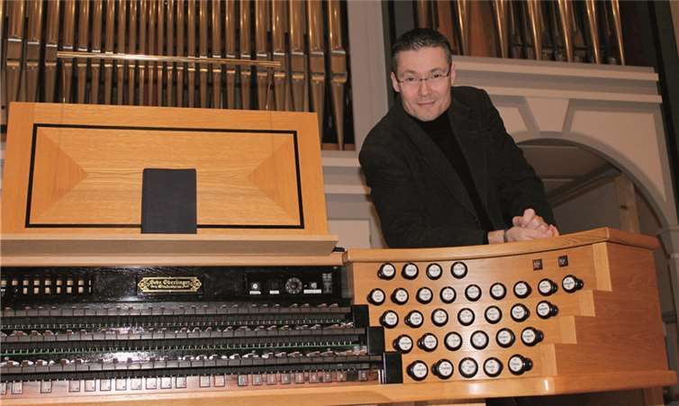 Kantor und Organist Johann Schmelzer wird unter anderem Werke von Händel, Franck, Lloyd-Webber, Dupré und Vierne vortragen.privat