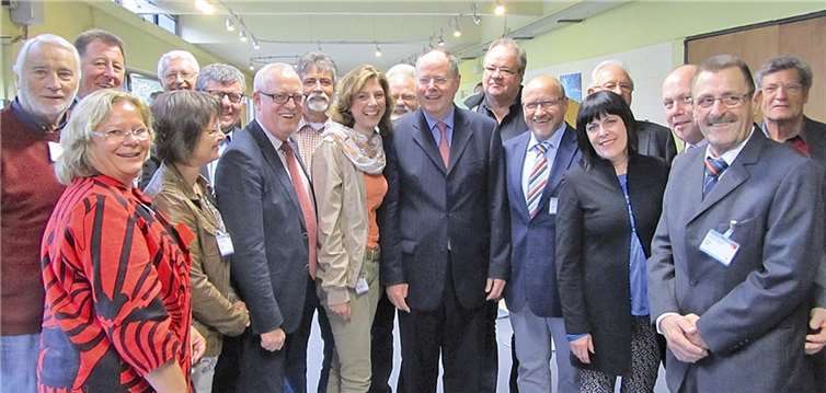 Kanzlerkandidat Peer Steinbrück und die Delegierten der SPD im Kreis Neuwied. Privat