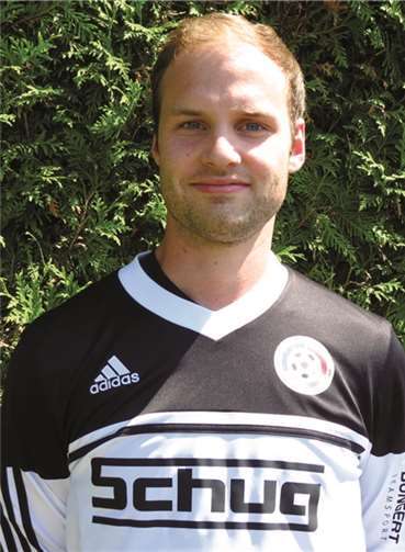 Kapitän Martin Hertel erzielte per Kopf die frühe Führung. privat