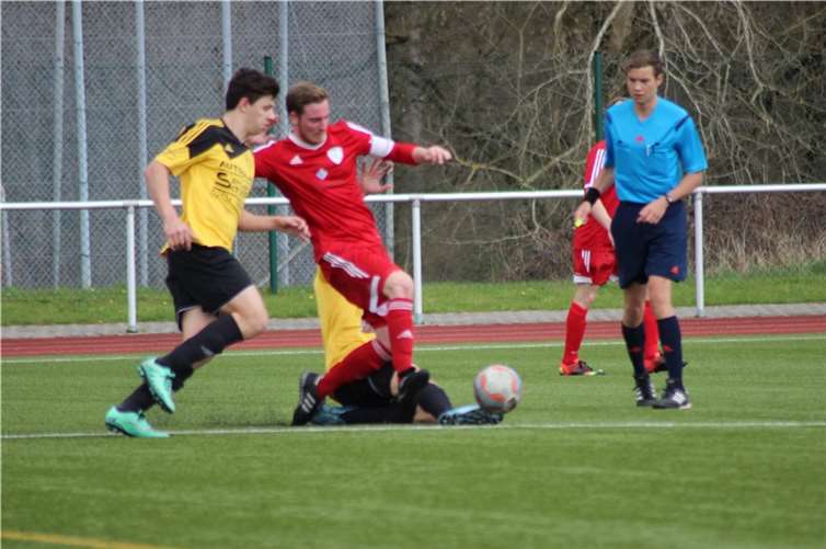 Kapitän Philipp Mendel musste einiges einstecken. Ulrike Puderbach