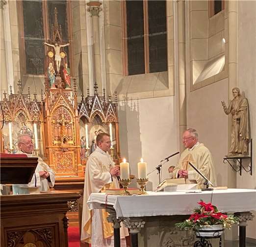 Kaplan Christian Josef Kossmann feierte in der Gondorfer Pfarrkirche eine Nachprimiz. Foto: privat