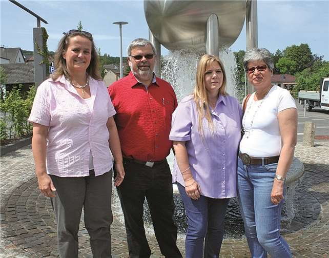 Karin Reischl, Wilfried Voigt, Annette Abel und Ruky Wagner stehen künftig Trauernden in Puderbach zur Seite. privat