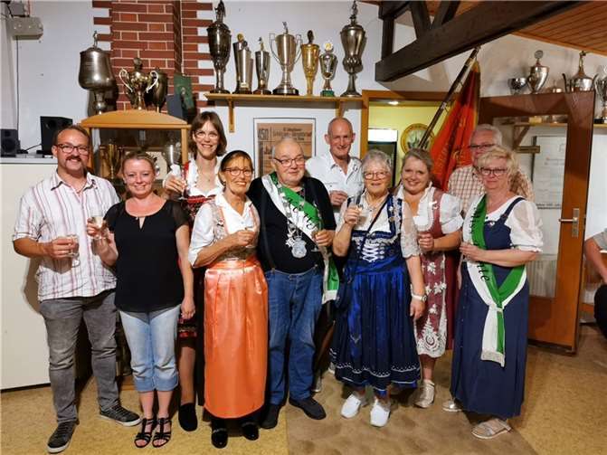 Karl Heimer ist die neue Majetstät.  Fotos: privat