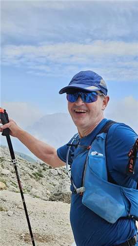 Karl Heller beim Überqueren des Cigoladepasses.  Foto: privat