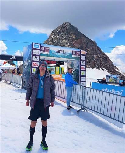 Karl im Ziel auf dem Stubai Gletscher.  privat