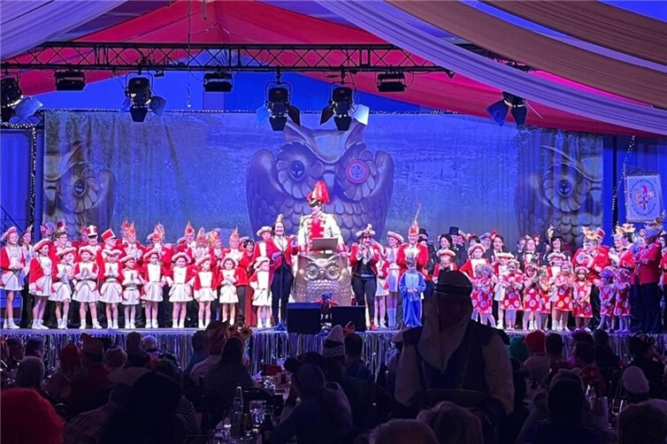 Karneval in Metternich: Die Prunksitzung 2026 begeistert Jung und Alt