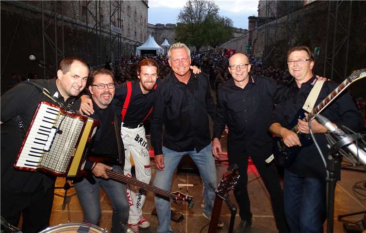 Karnevalskracher, Stimmungshits für alle „Jahreszeiten“ und auch ruhigere Songs, die vom „Kölsche Levve verzälle“, machen die Band zu einer vielseitigen Band für alle Gelegenheiten.Foto: privat