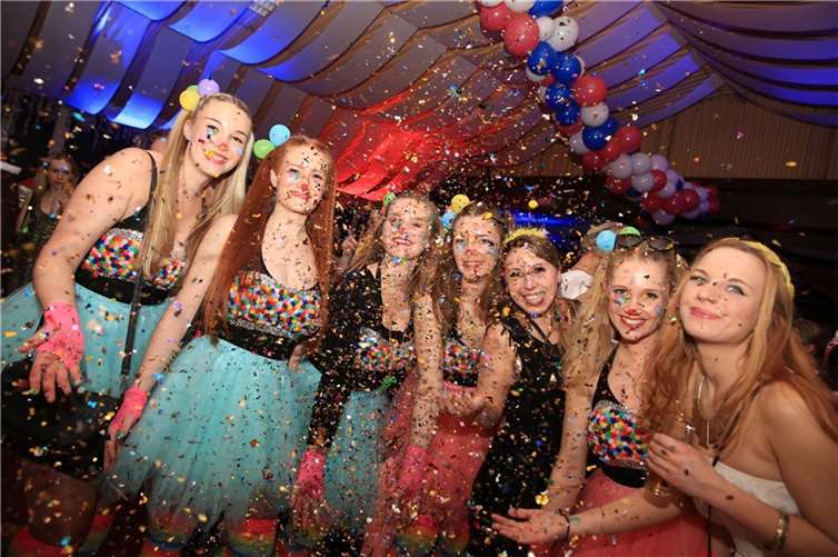 Karnevalssamstag ist es wieder so weit, Blau-Rote Partynacht in der Jahnhalle.  Foto: privat.