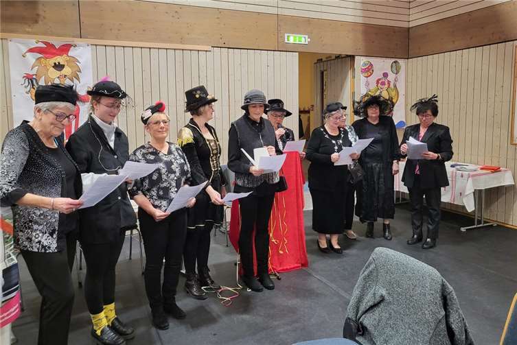 Karnevalsspaß bei der kfd Löf. Foto: kfd Löf