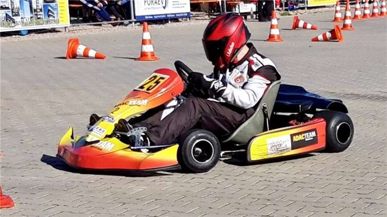 Kartpilot Luca Kalischan vom AC Mayen.