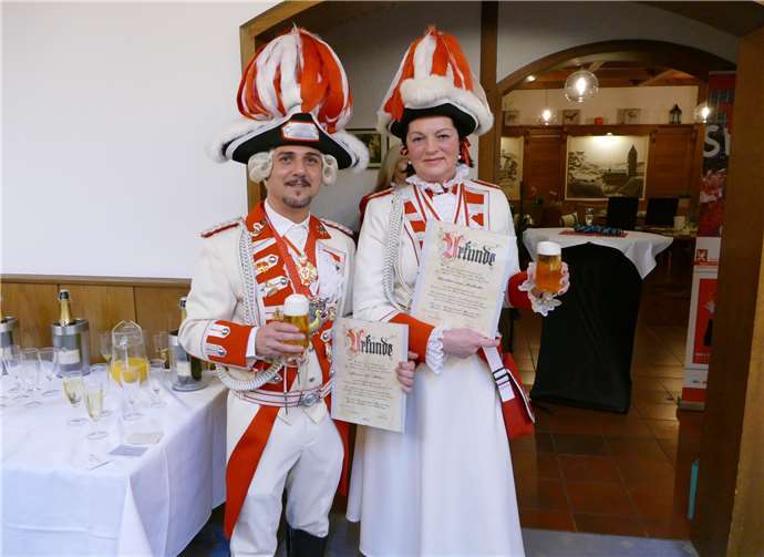 Katharina Juhnke und Rocco Di Blasi wurden zur Kommandeurin und zum Kommandeur des Traditionsregiments „Werner Wiemers“ ernannt.