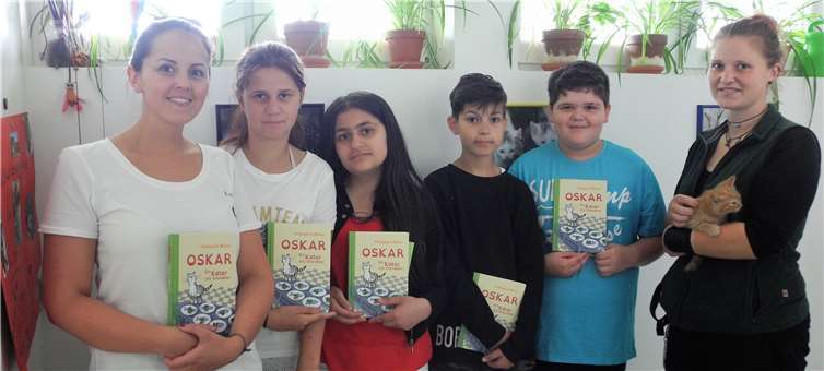 Kathrin Freisberg, Jessica, Mervet, Samiro, Tim und Inga Roetmannl. Privat