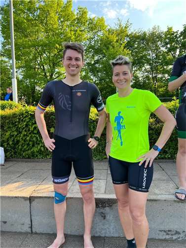 Kay Daleki und Ramona Assmann beim Swim&Run in Vallendar.  Foto: privat