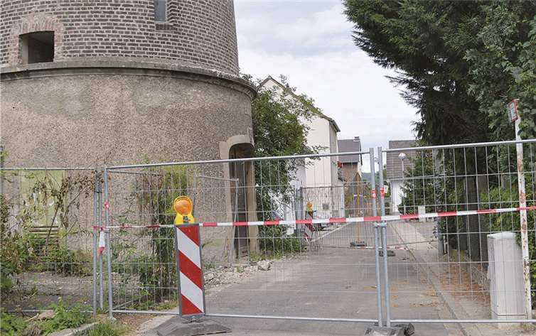 Kein Durchkommen gibt es derzeit am Kripper Wasserturm. AB