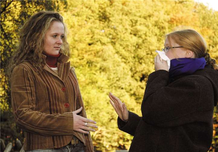 Kein Handschlag bei Erkältung.Foto: AOK Mediendienst