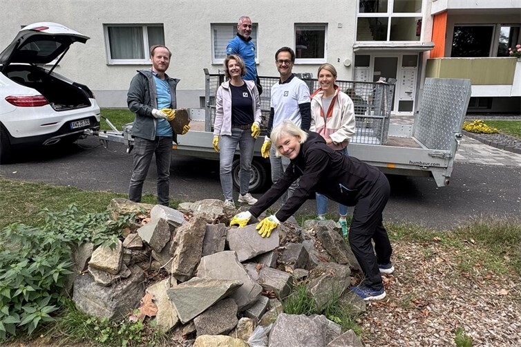 Keine Arbeit zu schwer für Powerfrauen und -männer