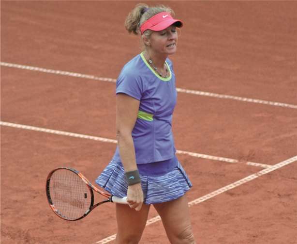 Keine Chance hatte Karen Reichenbach im Finale der Frauen 45+ gegen Isolde Hepp-Schwarz. Ihr Blick spricht Bände.