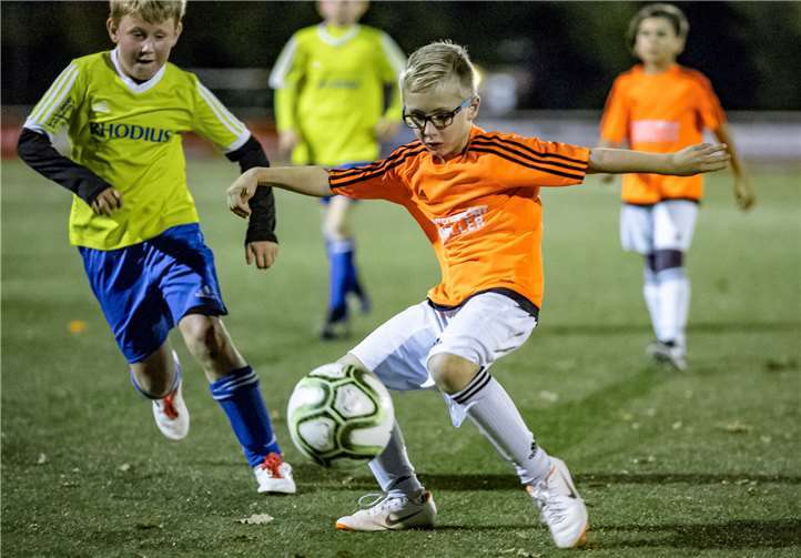 Keine Chance ließen die in Orange spielenden Remagener den Gästen aus dem Brohltal. Foto: privat