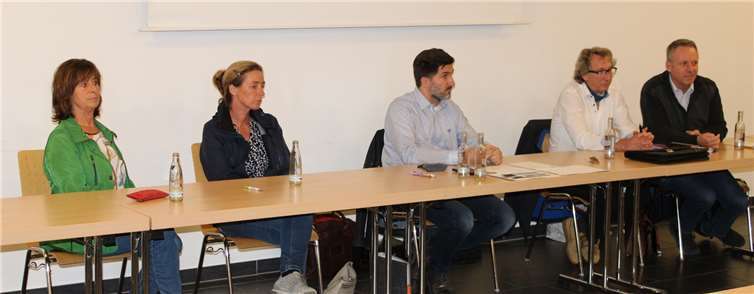 Keine Veränderungen brachte die Wahl einzelner Vorstandsposten. Foto: DU