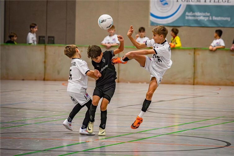 Keineswegs zimperlich geht es beim Eisbachtaler Budenzauber zu, wie die beiden ersten Auflagen bereits gezeigt haben.