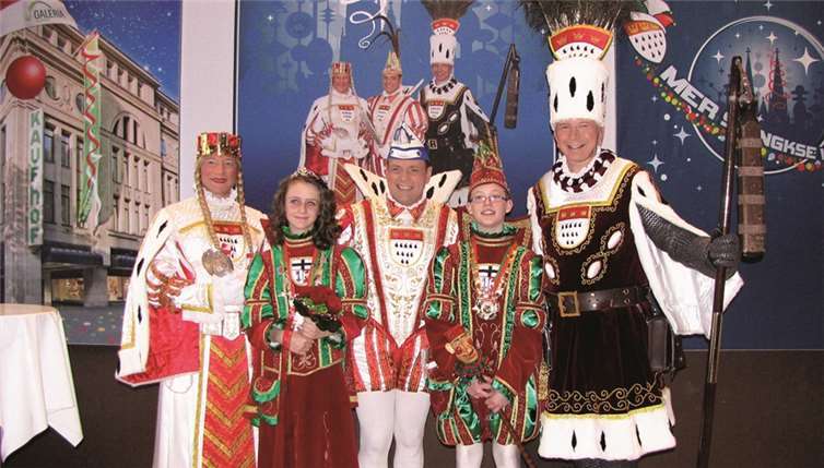 Kevin II. und Lara I. werden das Treffen mit dem Kölner Dreigestirn nicht so schnell vergessen.privat