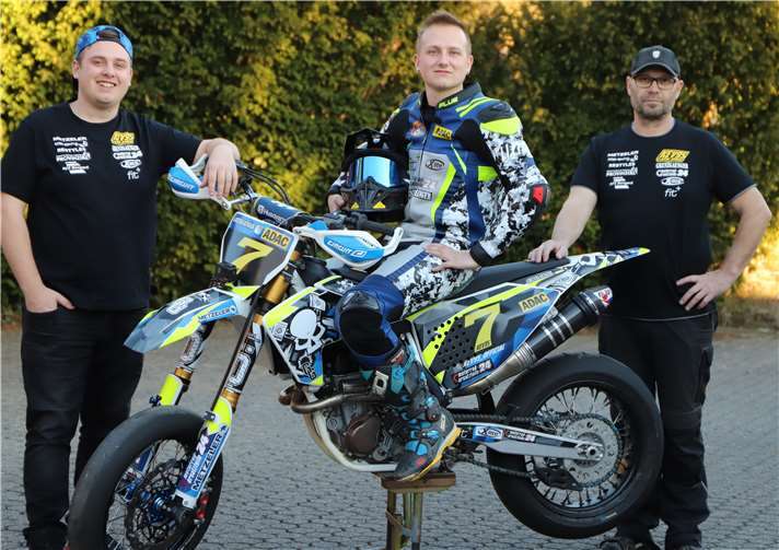 Kevin Röttger mit seinem Team.Foto: privat