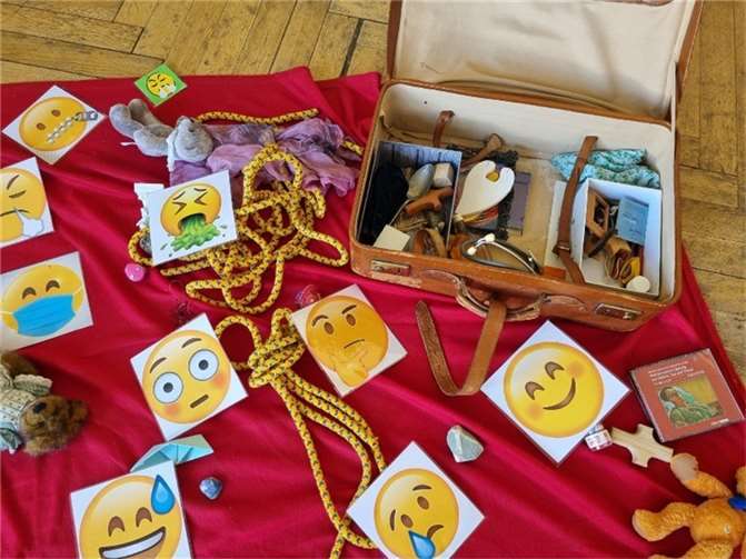 Kinder haben oftmals Fragen, die als Elternteile schwierig zu beantworten sind. Fotos: privat