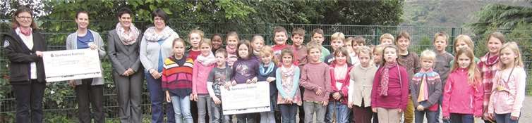 Kinder und Erzieher freuen sich gleichermaßen über die tolle Unterstützung für ihre Anliegen.privat