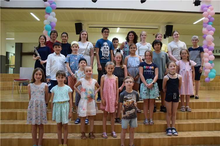 Kinder- und Jugendliche der Kreismusikschule zeigten ihr Können an den Instrumenten. Foto: U. Buchmann