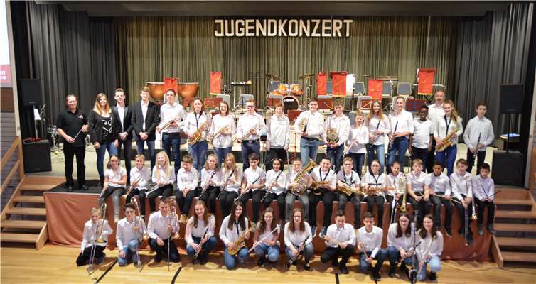 Kinder und Jugendliche des Musikvereins Löf laden zum alljährlichen Jugendkonzert ein. Foto: Musikverein Löf