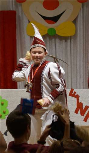 Kinderprinz Finn I. begeisterte die jungen Narren.