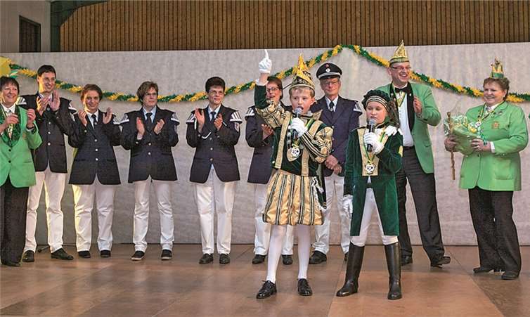 Kinderprinz Till I. (Schubert) wurde in der Fritzdorfer Mehrzweckhalle feierlich proklamiert. Mit seinem Sessionslied begeisterte er sofort das Publikum. -VJ-