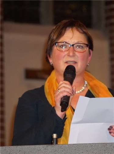 Kirchenchorvorsitzende Maritta Hahn begrüßte die Konzertbesucher.