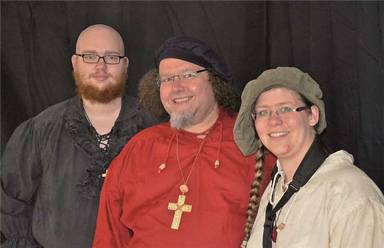 Kirchenfolk in Remagen-Kripp mit dem Spielmannsensemble „WindWood & Co“.privat