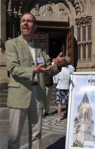 Kirchenführungen durch die Neuenahrer Pfarrkirche sind beliebt.privat