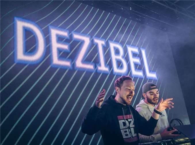 Kirmesfreitag spielt DJ Dezibel im Festzelt.Foto: DJ Dezibel