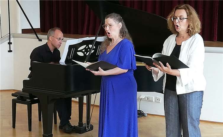 Kirsten Schierbaum, Sopran, Claudia Iland, Alt und Karl-Heinz Lindemann, Klavier.Foto: privat