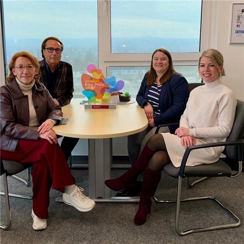 Kita-Unkel überzeugt: Engagement, Teamarbeit und inklusiver pädagogischer Kompass sichern hochwertige Frühkindliche Bildung. V.l.n.r.: Susanne Müller, Thomas Voß, Claudia Gries und Lana Horstmann.  Foto: Lana Horstmann 