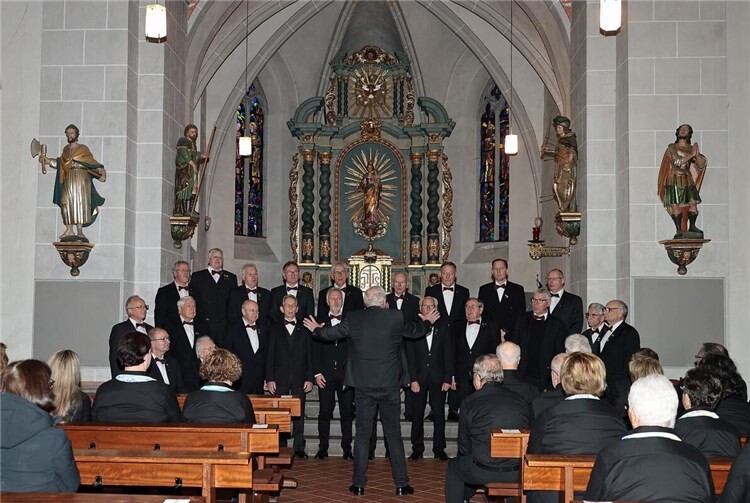 Klangvoller Auftakt der Adventszeit in der Pfarrkirche Altenahr. Fotos: Werner Dreschers