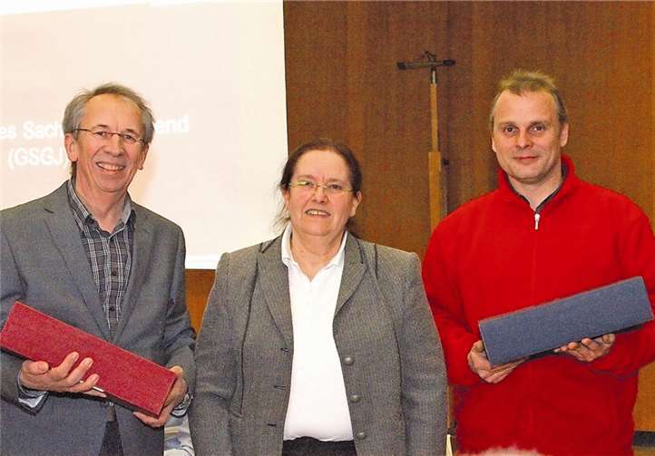 Klara Kameisis dankt den Initiatoren der Website unser-ruebenach.de, Herbert Hennes und Bernd Dumser,für ihre Arbeit.privat