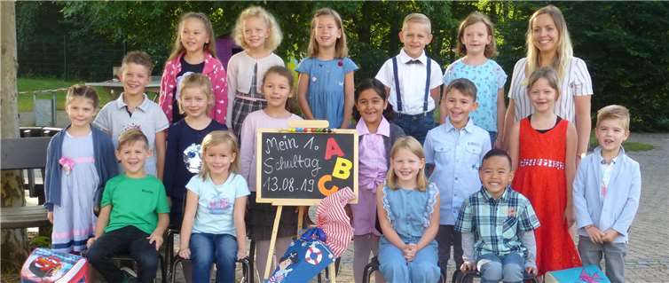 Klasse 1b mit Marta Lukaszewska.