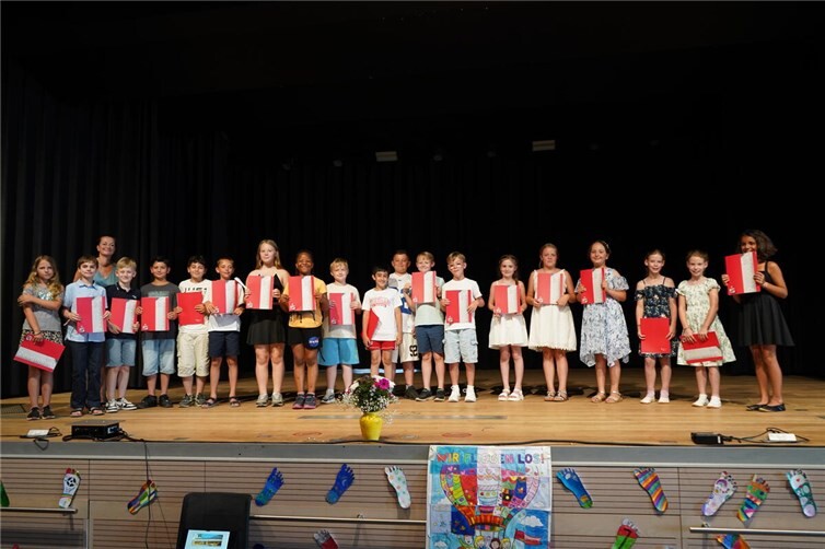 Abschlussfeier der Viertklässler an der Grundschule Sankt Georg in Polch