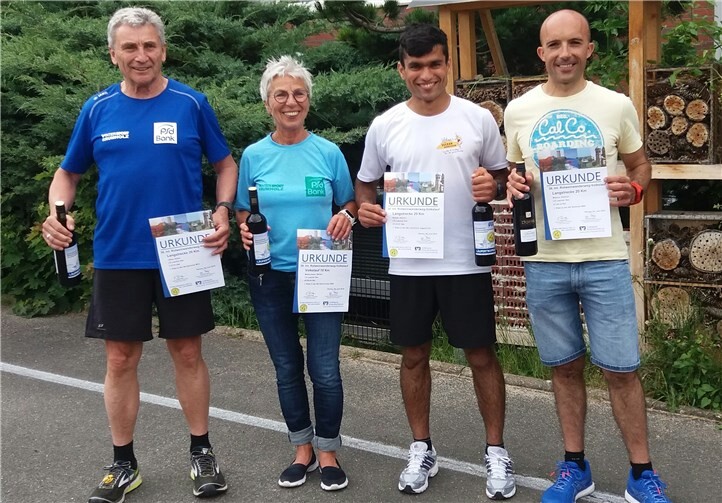 Klaus Jahnz, Bärbel Monschauer, Raheb Rahimi und Antonio Bianco gewannen in Dernau ihre Altersklassen.
