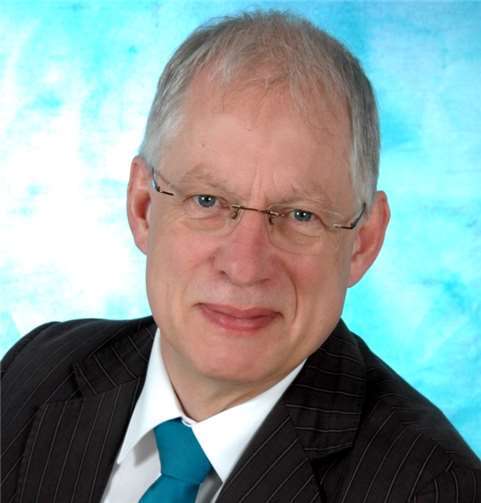 Klaus Jung vom Kreisvorstand der SPD-AG 60plus fordert die Aufarbeitung des V2-Beschusses der deutschen Wehrmacht zur Zerstörung der Brücke von Remagen am Ende des Zweiten Weltkrieges.privat